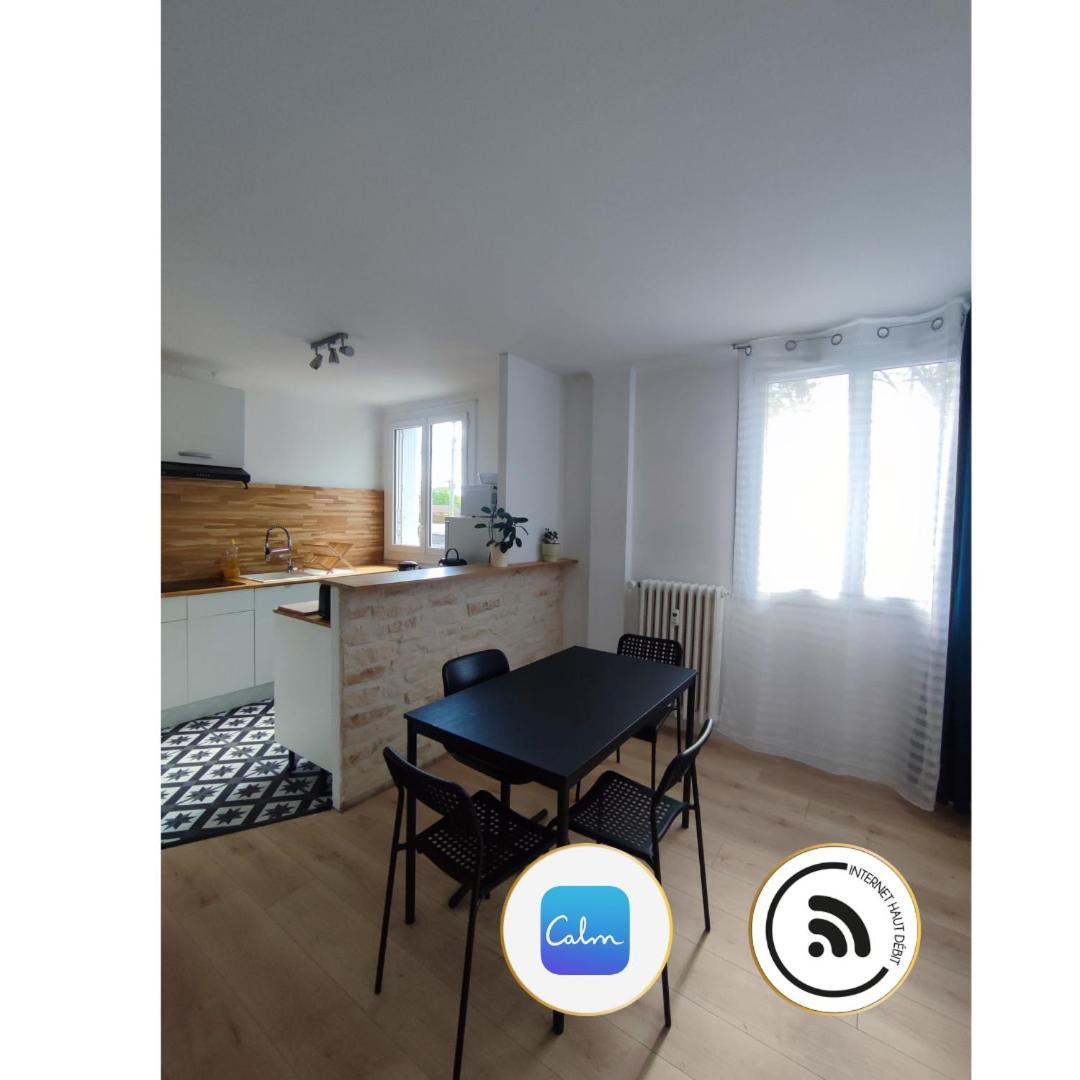 Chambre Dans Appartement Les Grands Noels Saint-Sébastien-sur-Loire Exteriör bild