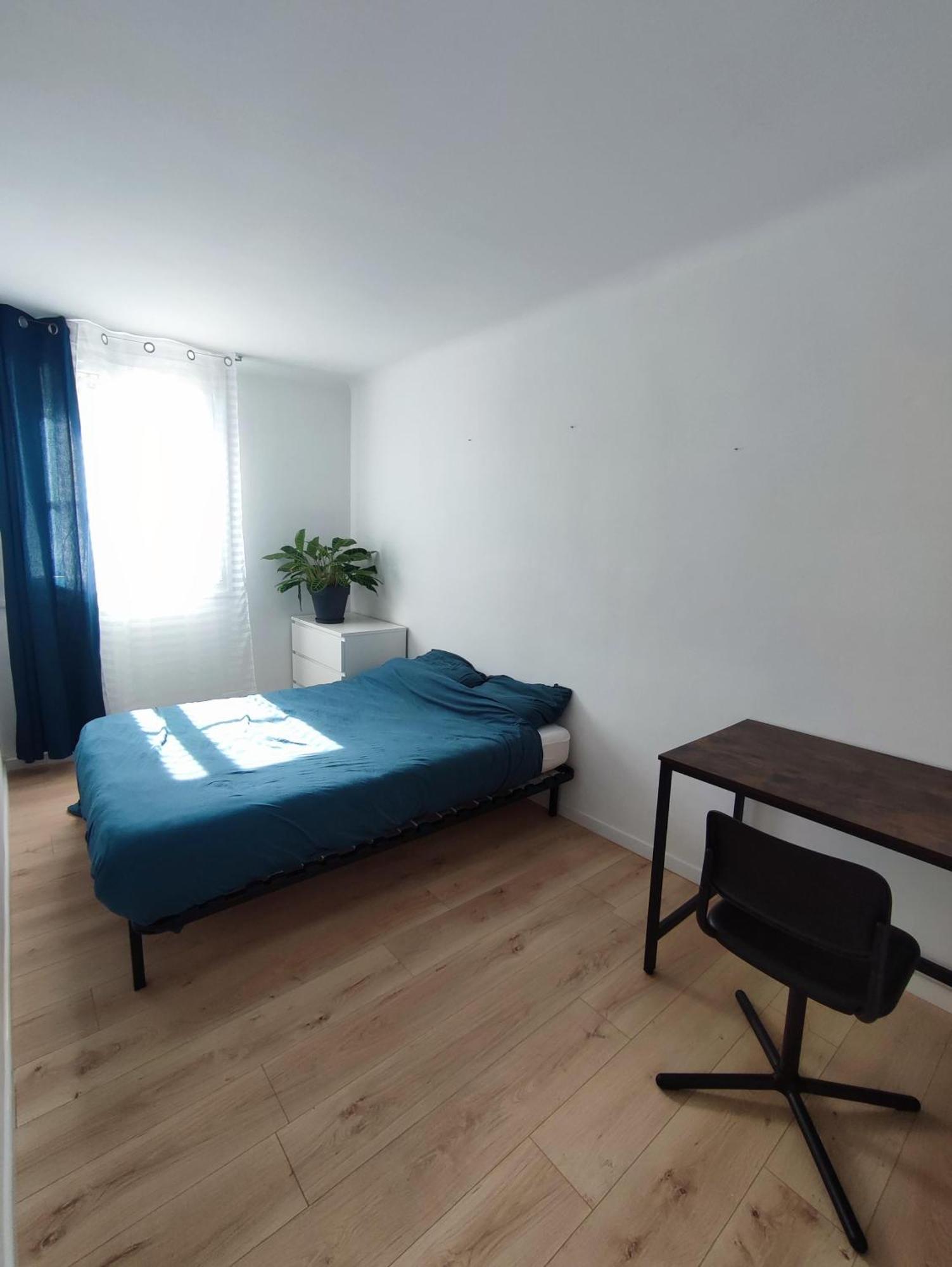 Chambre Dans Appartement Les Grands Noels Saint-Sébastien-sur-Loire Exteriör bild